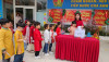 Trao tặng quà Tết cho học sinh có hoàn cảnh khó khăn