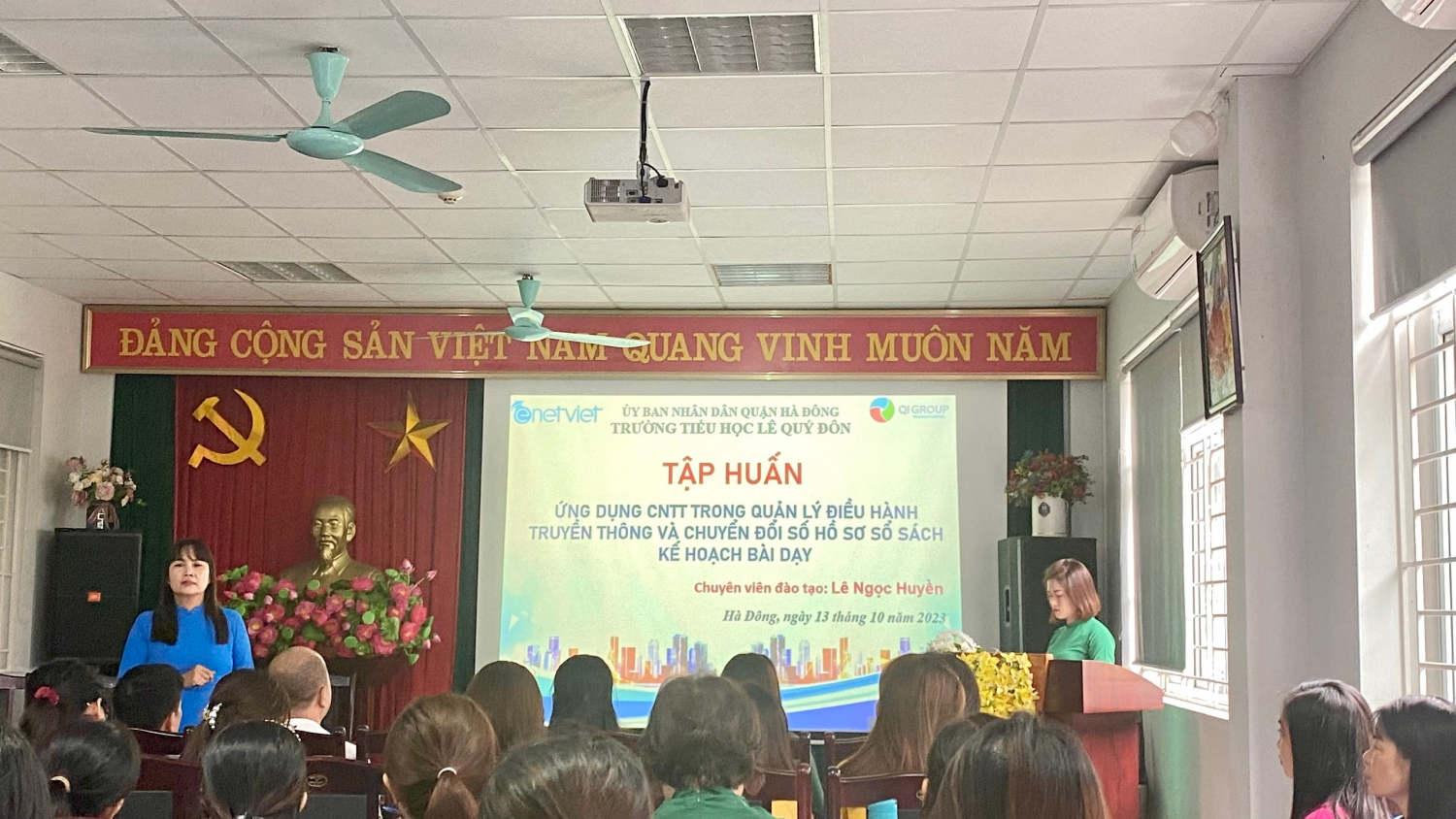 TẬP HUẤN ỨNG DỤNG CÔNG NGHỆ THÔNG TIN TRONG QUẢN LÝ, TRUYỀN THÔNG VÀ CHUYỂN ĐỔI SỐ HỒ SƠ SỔ SÁCH KẾ HOẠCH BÀI DẠY