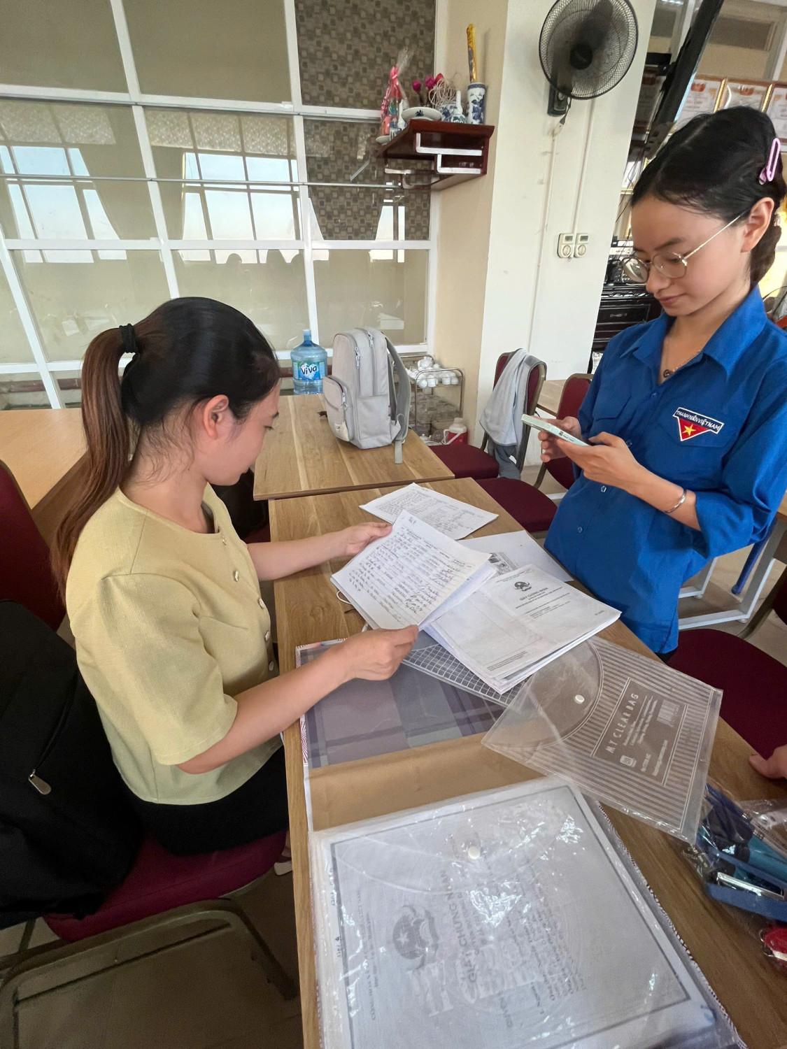 ĐOÀN VIÊN TRƯỜNG TIỂU HỌC LÊ QUÝ ĐÔN TÍCH CỰC THAM GIA CHIẾN DỊCH 90 NGÀY ĐÊM “LÀM GIÀU, LÀM SẠCH” DỮ LIỆU ĐẤT ĐAI