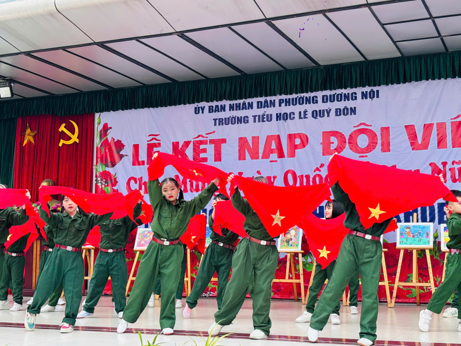 Ngày hội “Thiếu nhi vui khỏe” – Lễ kết nạp Đội viên và chào mừng Ngày Quốc tế Phụ nữ 8/3 tại Trường Tiểu học Lê Quý Đôn